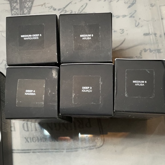 NARS ~Soft Matte Complete Foundation (NWT) - Picture 4 of 12